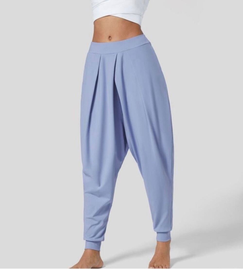 Halara Blue Heron Mid Rise Harem Joggers Pleated Pockets NWT Small Yoga